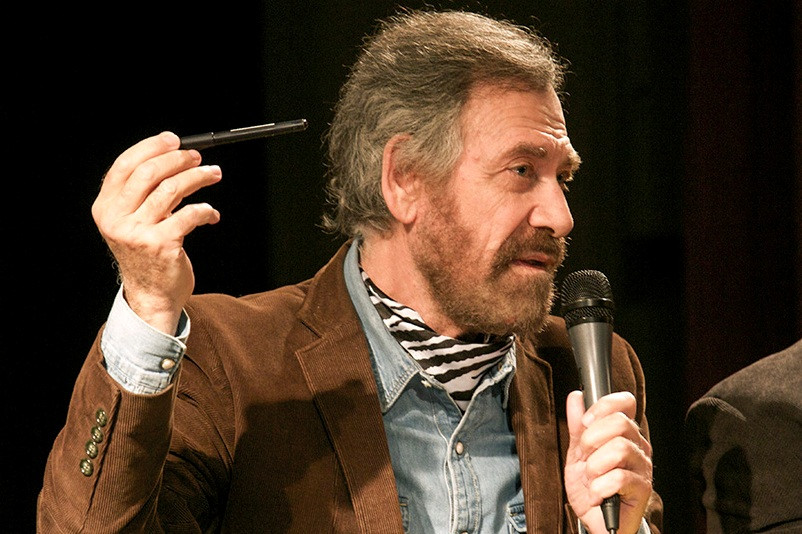 Terorista s tužkou v ruce. Syrský karikaturista Ali Ferzat navštívil Prahu.