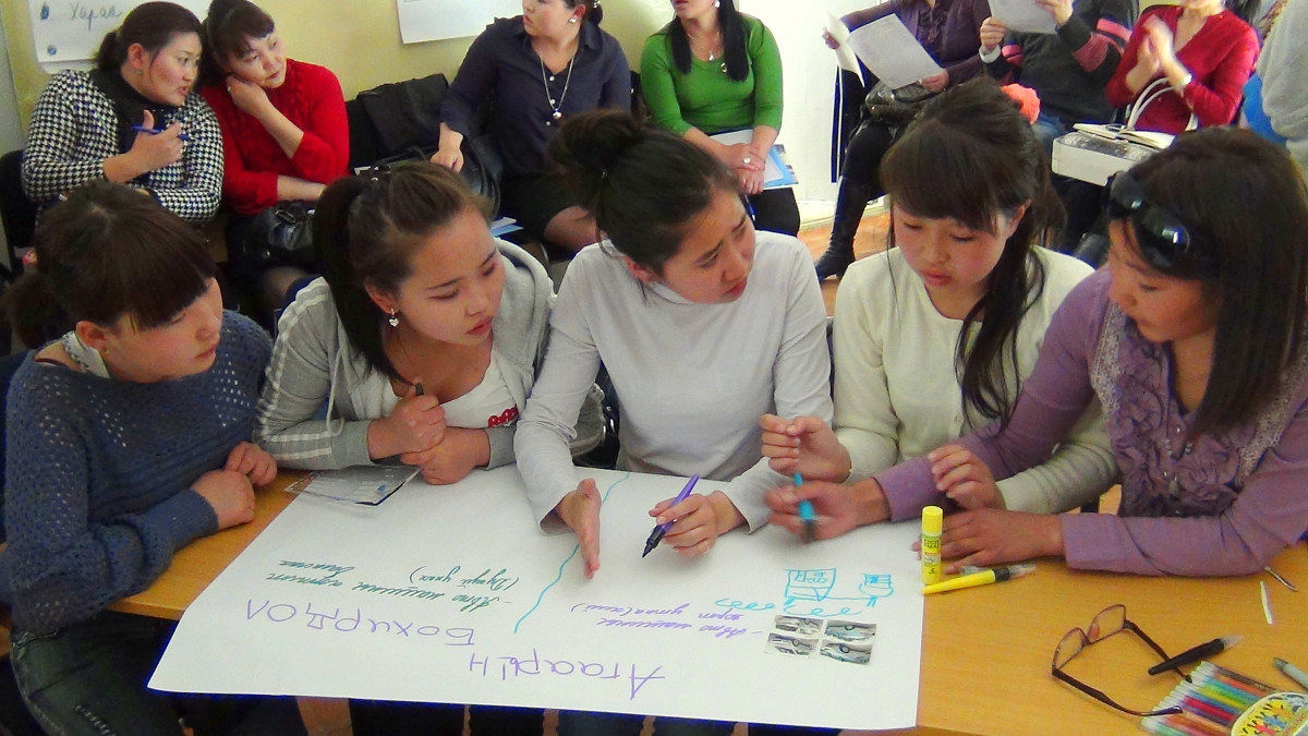 Díky dokumentárním filmům se v hodinách dozvídáme o našich problémech, říká Mongolka Anudari