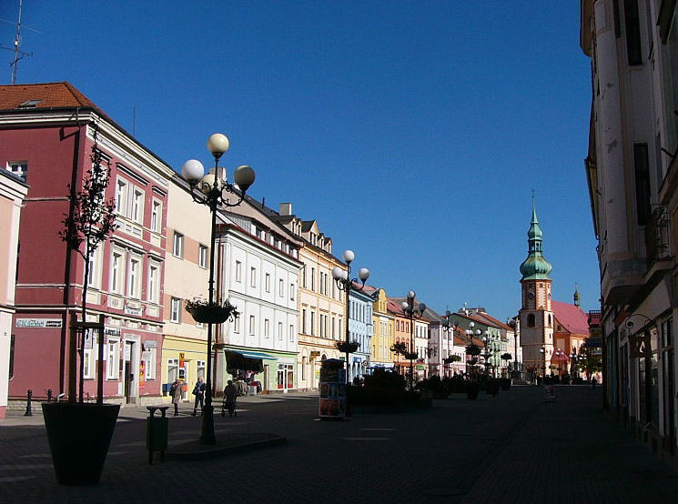 Jdeme hlavou proti zdi a občas ji i zboříme