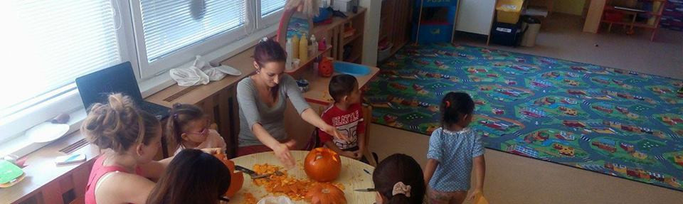 Od předškolní přípravy až k divadelnímu představení aneb co vše řeší motivační pracovnice