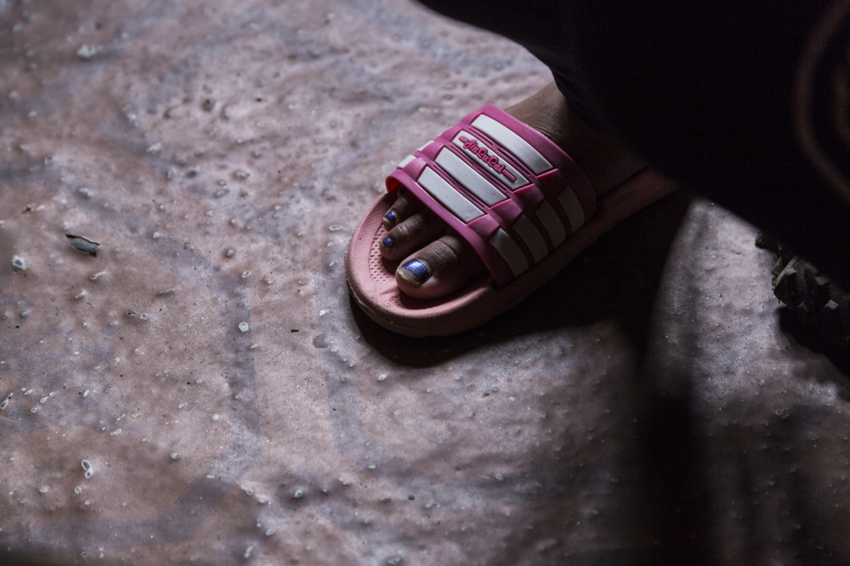 Jedna ze tří žen na světě je vystavena týrání. Často je ale skryto za zavřenými dveřmi