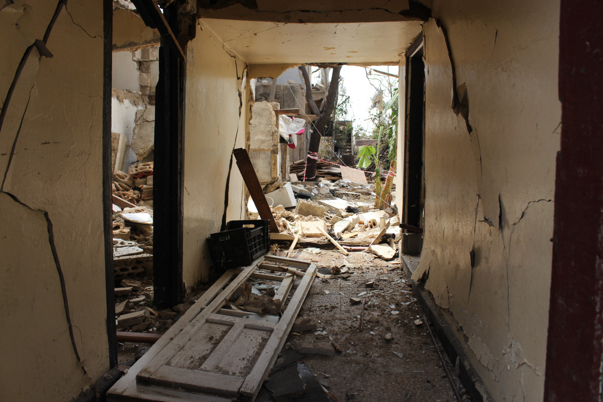 Češi poslali na pomoc Bejrútu necelý milion korun a Člověk v tísni uvolňuje další půl milion z Klubu přátel. Peníze půjdou na opravu poničených domovů