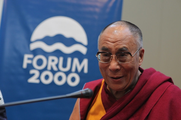 Zveme vás na Konferenci Forum 2000 – Společnosti v přerodu