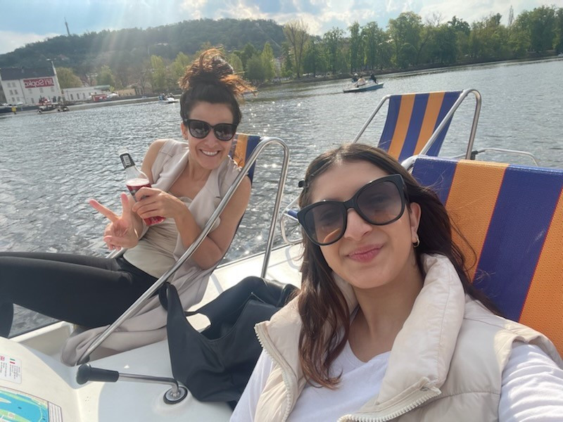 Z doučovatelky kamarádkou a mentorkou. Teď má Tamara s kým probírat školu i první lásky