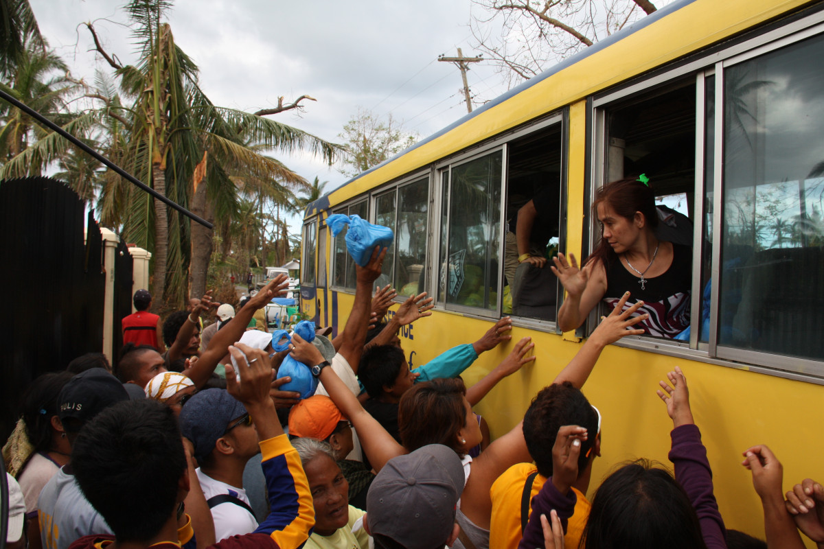 Rozšiřujeme humanitární tým na Filipínách