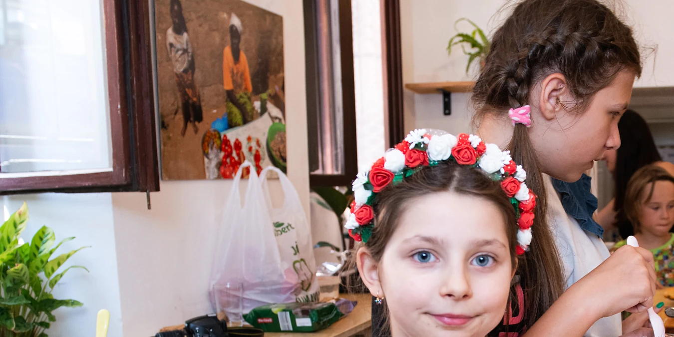 Rok od ruské invaze: Člověk v tísni pomohl milionu lidí za víc než 2,3 miliardy korun a je připraven pomáhat i nadále