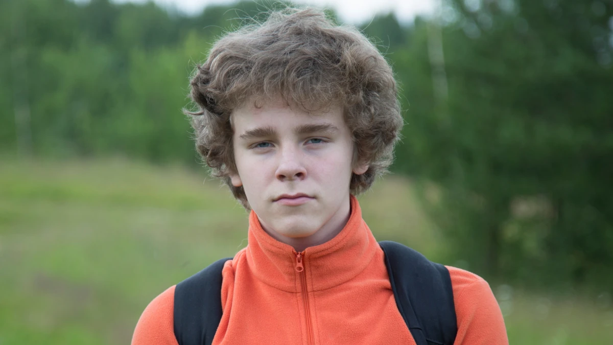 Schoolboy teen goes to school with a satchel.
1460802080
Schoolboy teen goes to school with a satchel.
