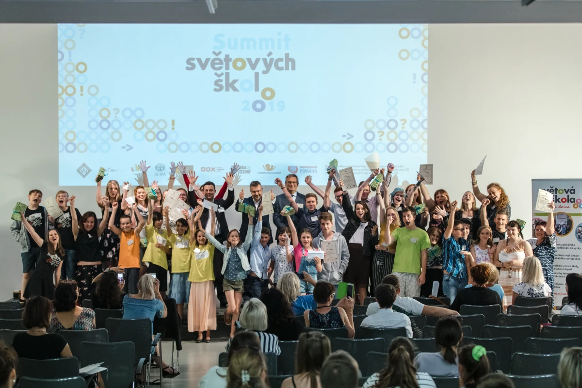 Světová škola je mezi 27 uznávanými projekty v kompendiu letošní Global Education Award
