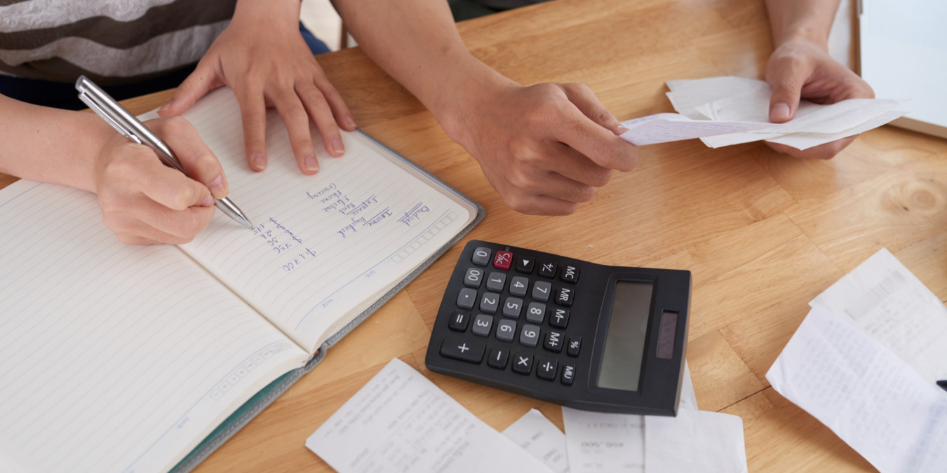 Milostivé léto II ve Středočeském kraji: zastaveno 88 exekucí, odpuštěno přes 9 000 000 Kč