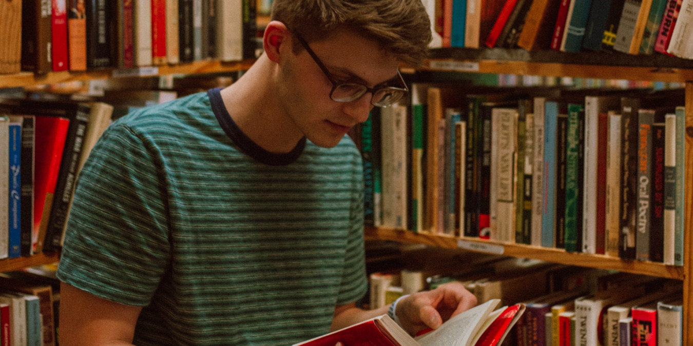 Yehor na svůj věk zkusil už hodně. Nyní mu pomáhá náš stipendijní program pro ukrajinské studenty