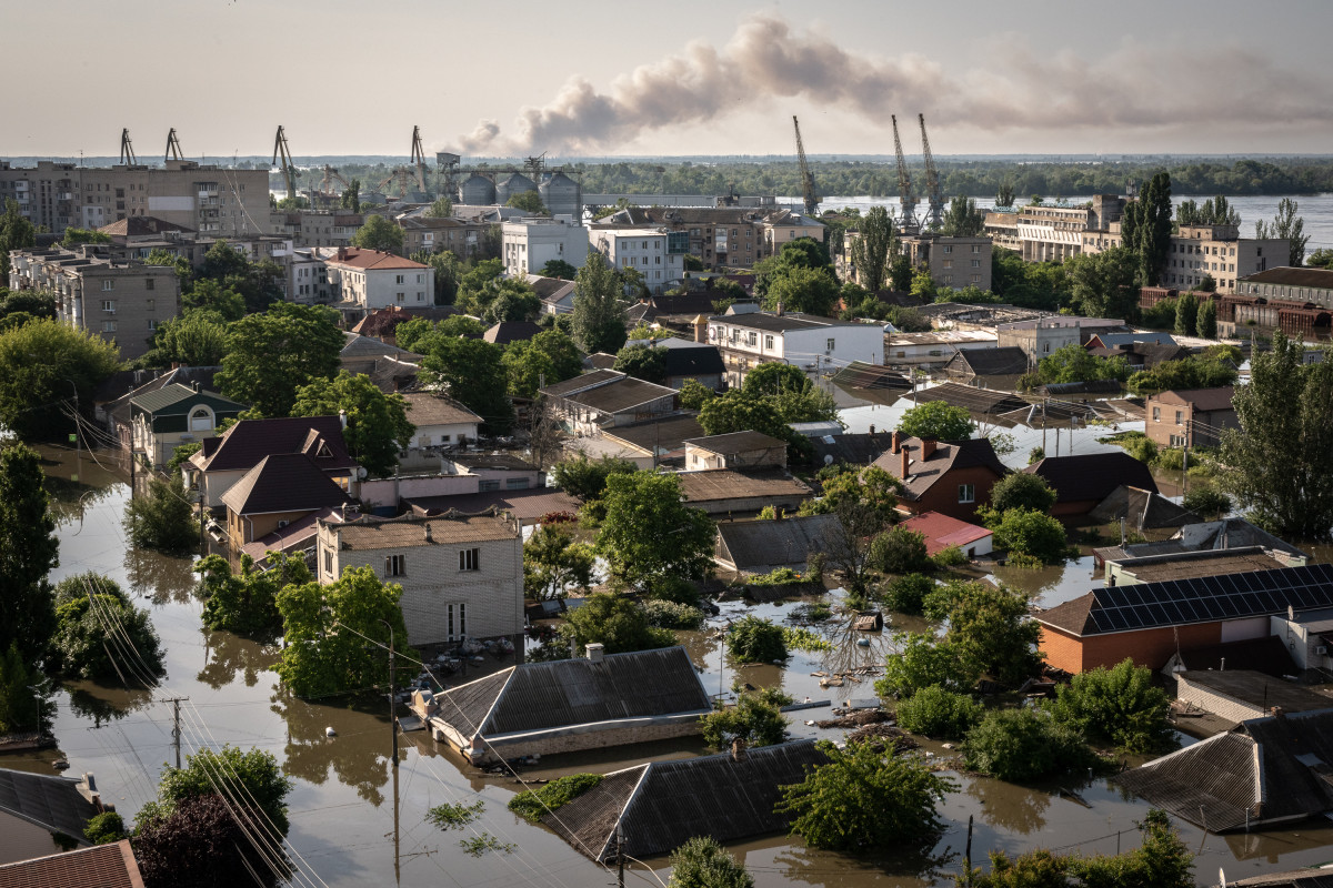 Pomáháme při humanitární krizi po zničení přehrady Nová Kachovka