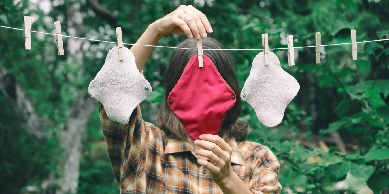 Mezinárodní den menstruace přitahuje pozornost k ženským tématům i v Česku