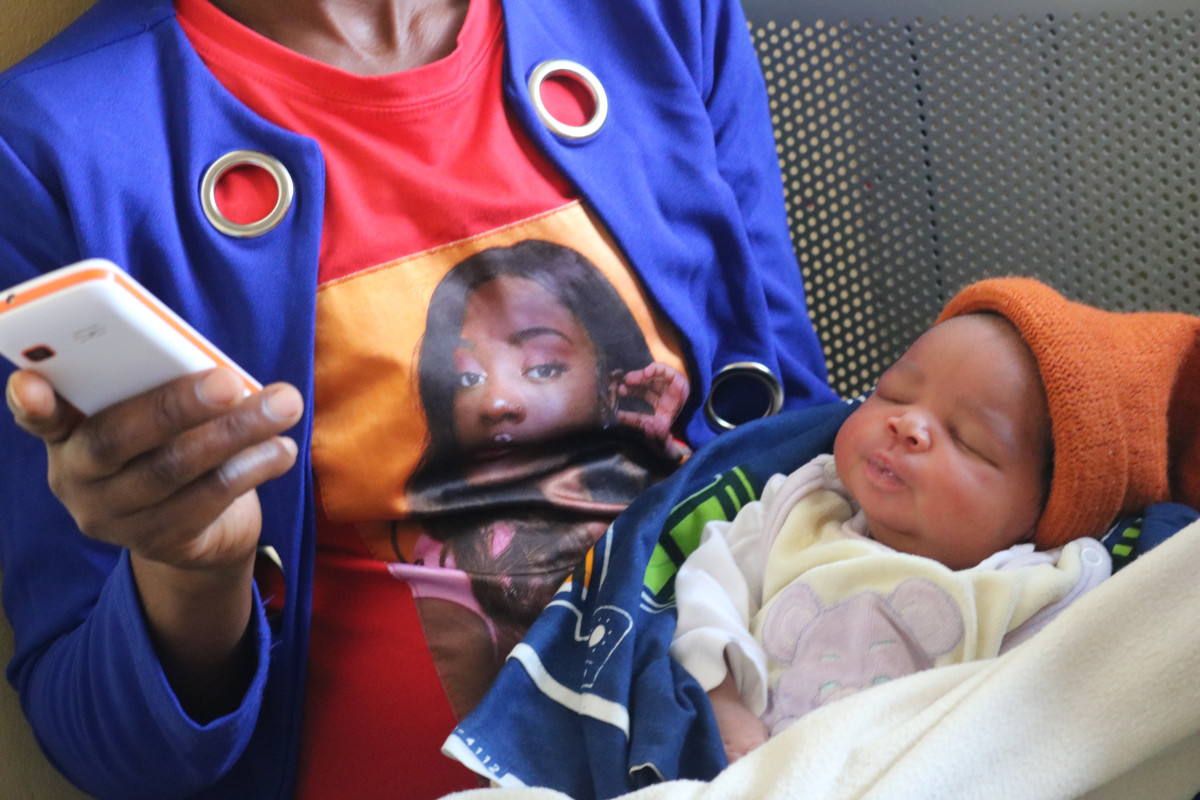 Hlasové zprávy pomáhají zabránit šíření HIV v Angole