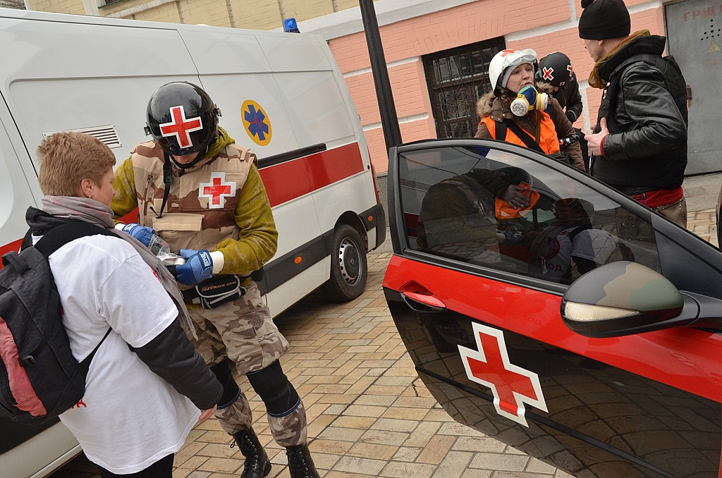 Ukrajina: zařizujeme ordinaci a chystáme převoz pacientů do ČR