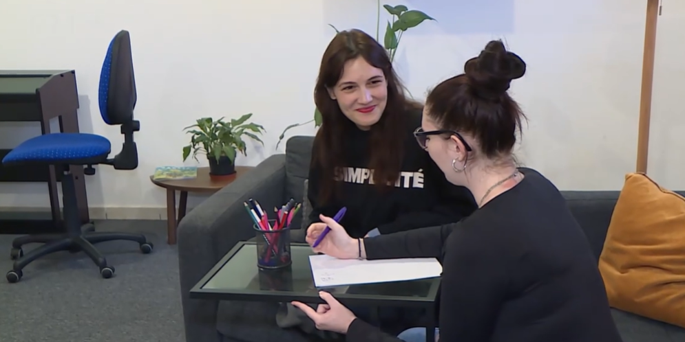 Kristýnu, Adélu a dalších více než 2500 dětí v Česku jsme loni doprovázeli při vzdělávání