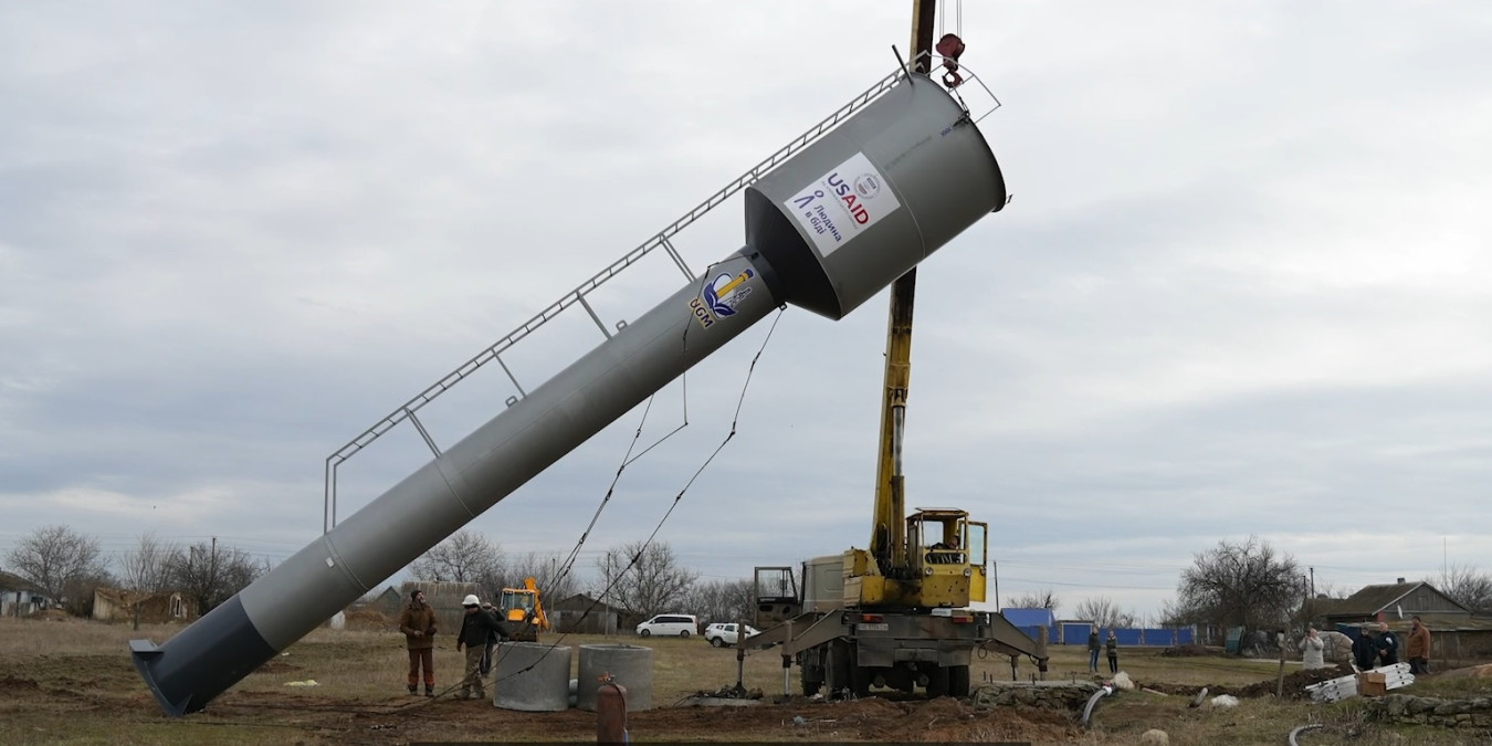 Od akutní pomoci k udržitelné podpoře: Řešení nedostatku vody v Ukrajině uprostřed probíhající války