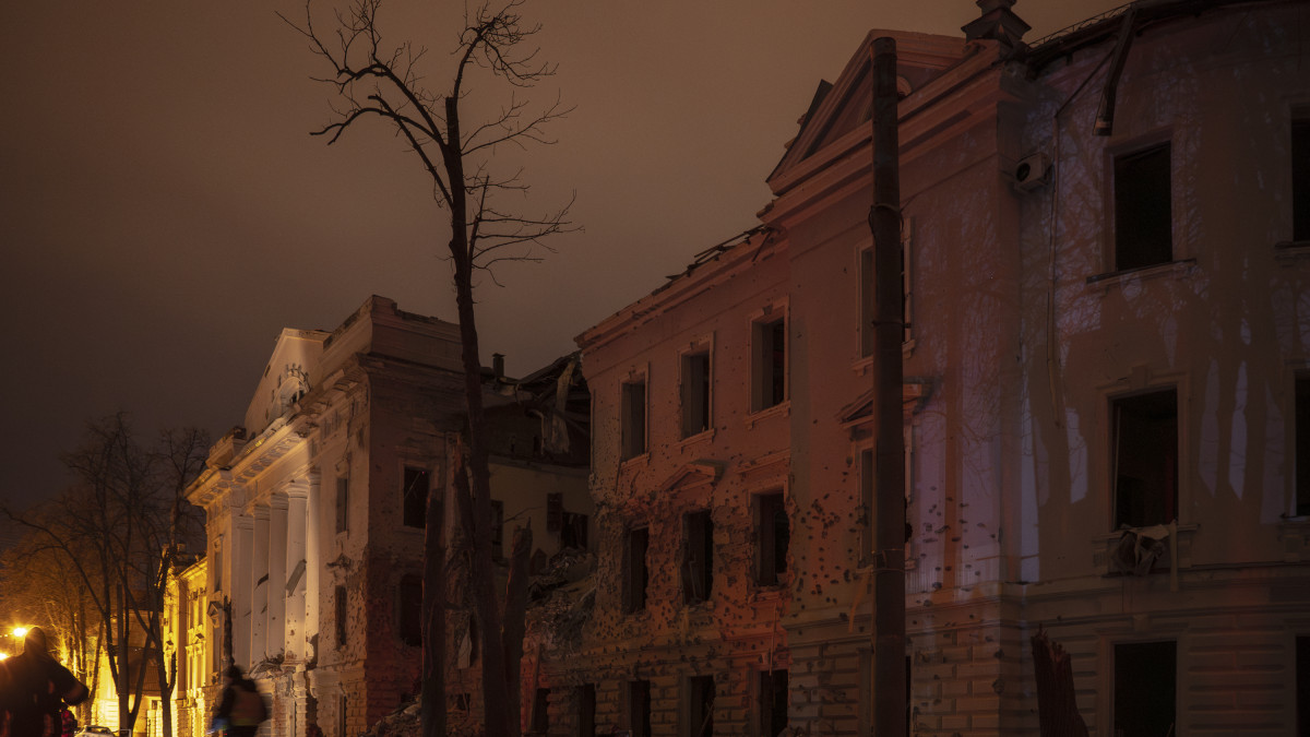 Klid, který nikdy nepřišel. Nová vlna útoků ničí v Ukrajině města a životy