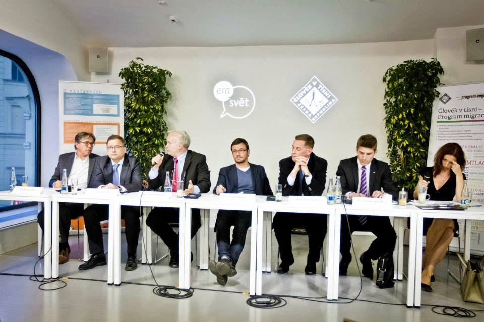 Migrace není pro Evropu hrozbou a Česko by nemělo být černým pasažérem, shodli se eurokandidáti