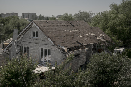 Síla žít dál: Jak rodiny v Dnipru po útocích znovu opravují své domovy 