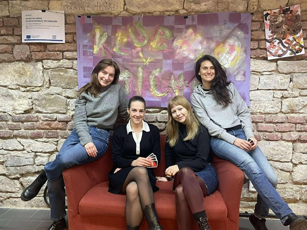 Viki, Majda, Terka. Představujeme nový tým nízkoprahového Klubu Smíchov!