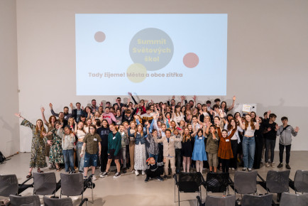 Připomeňte si Summit Světových škol 2025