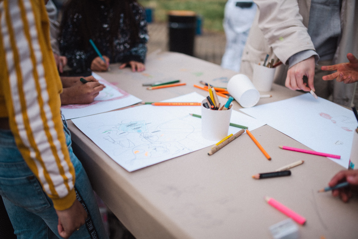Anetčin tajfun: Jak klub pomohl jedné rozcuchané holce