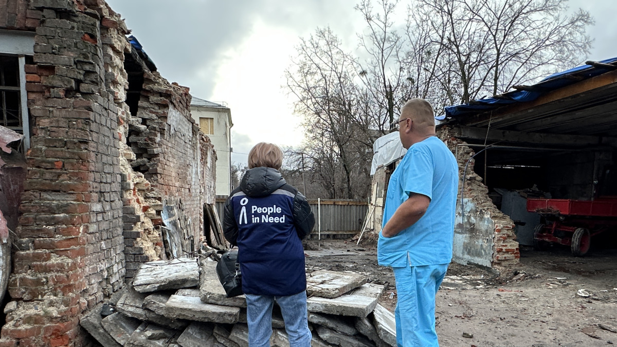 Okna, která zachraňují životy: podruhé jsme pomohli rekonstruovat nemocnici v Charkově