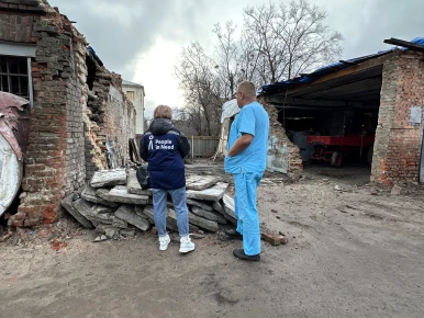 Okna, která zachraňují životy: podruhé jsme pomohli rekonstruovat nemocnici v Charkově