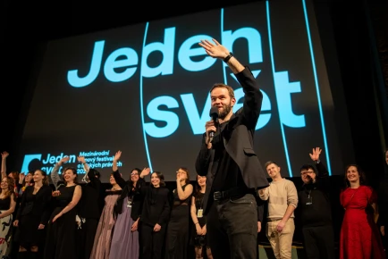 Jeden svět 2026 zná své vítěze. Příběhy o odvaze se nyní přesouvají do regionů 