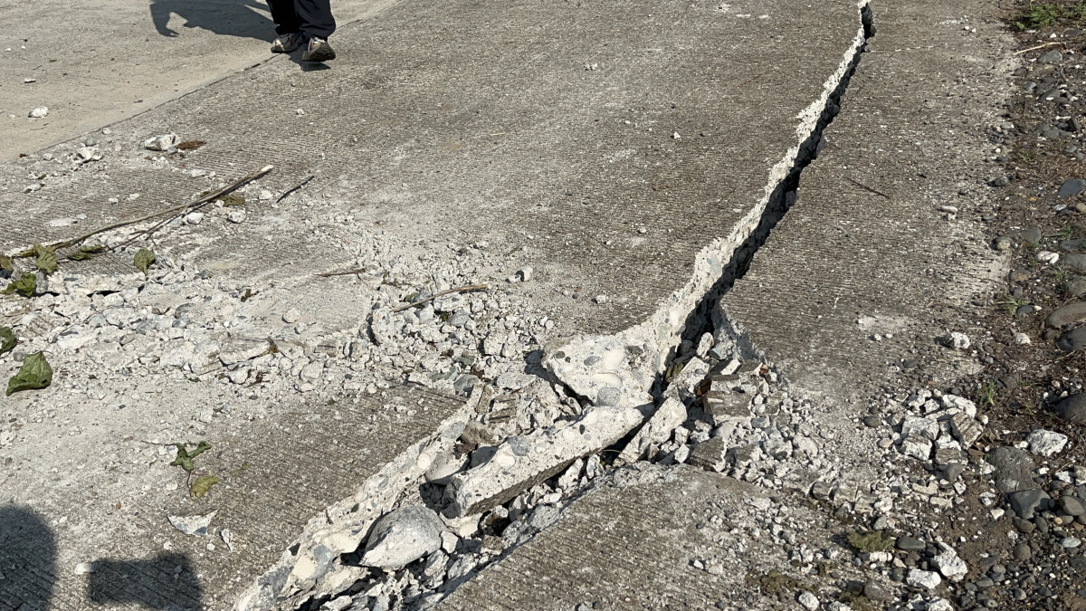 Photograph from an aftermath of the earthquake in October 2025