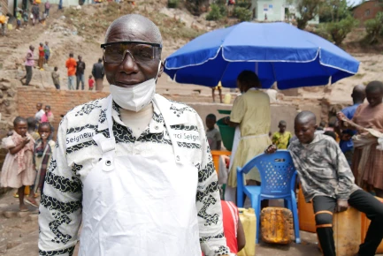 Ebola, cholera a konflikt: Lidé ve východním Kongu čelí hned několika krizím zároveň