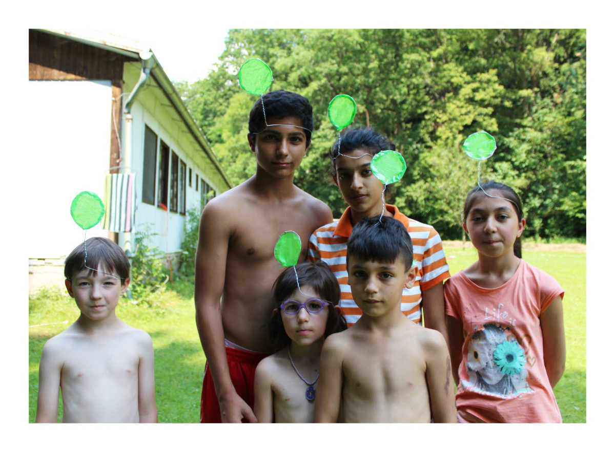 Srdečné pozdravy z tábora