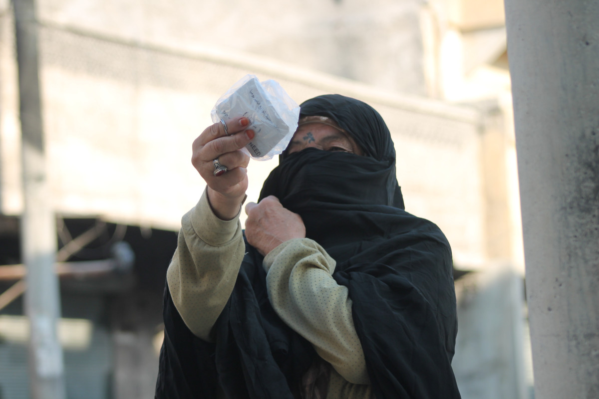Život na frontové linii mě chrání před bombardováním, říká Syřanka