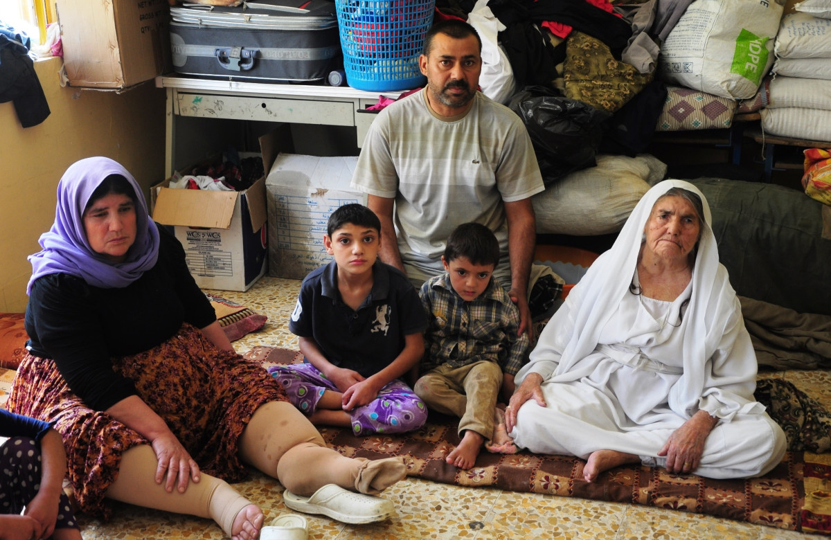 Šest dnů jsme se bez jídla a pití ukrývali v horách, říká muž, který utekl před Islámským státem