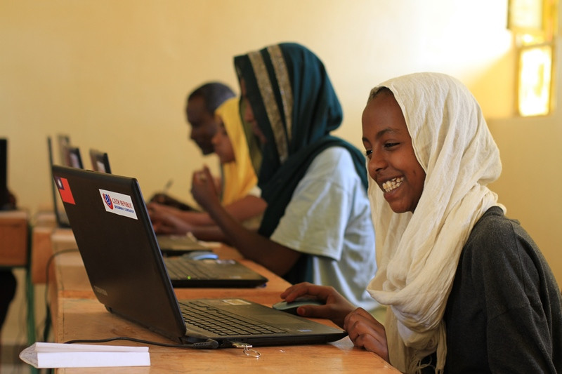 Při výuce počítačů v Halabě se osvědčilo i české pexeso