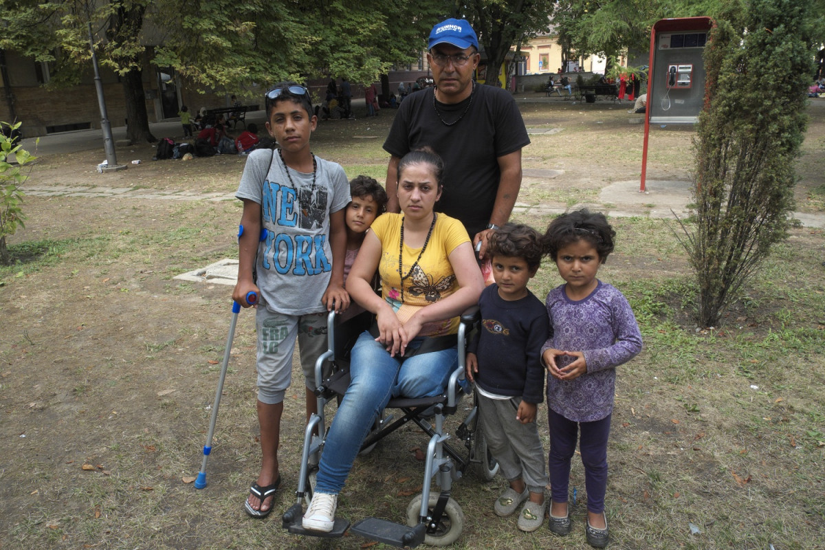 Při bombardování mi zemřela dcera i manželka, sestra přišla o nohu a z domu jsou ruiny, říká syrský lékař