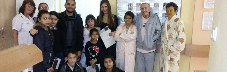 Předvánoční vystoupení „Koťat z eNCéčka“ v teplické nemocnici