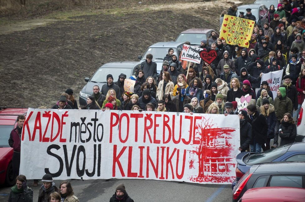 Konsorcium nevládních organizací pracujících s migranty v ČR vyjadřuje podporu Autonomnímu sociálnímu centru Klinika