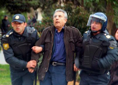 Intigam Alijev zatčen při demonstraci v Baku