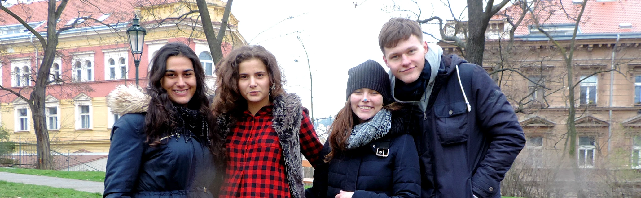 Láska a park zvítězí na drogami a nenávistí!