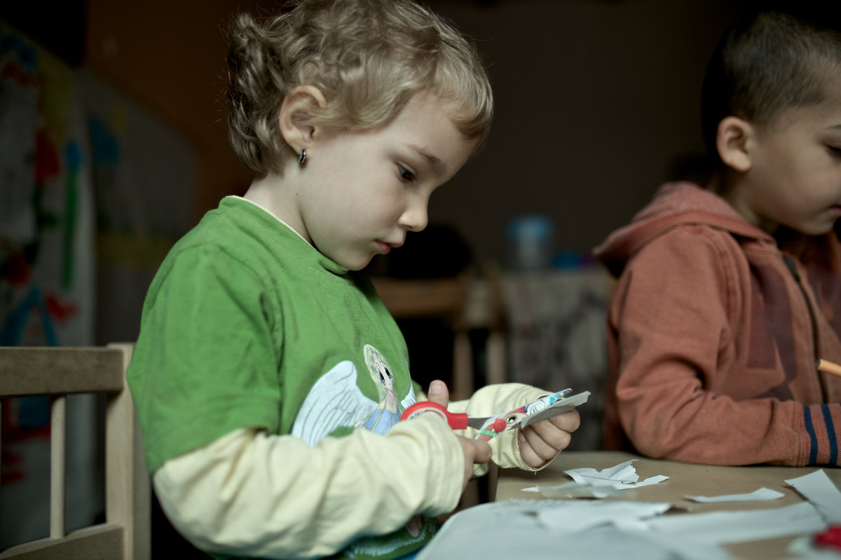 Kouzelné nůžky otevřely malé Elis dveře do světa