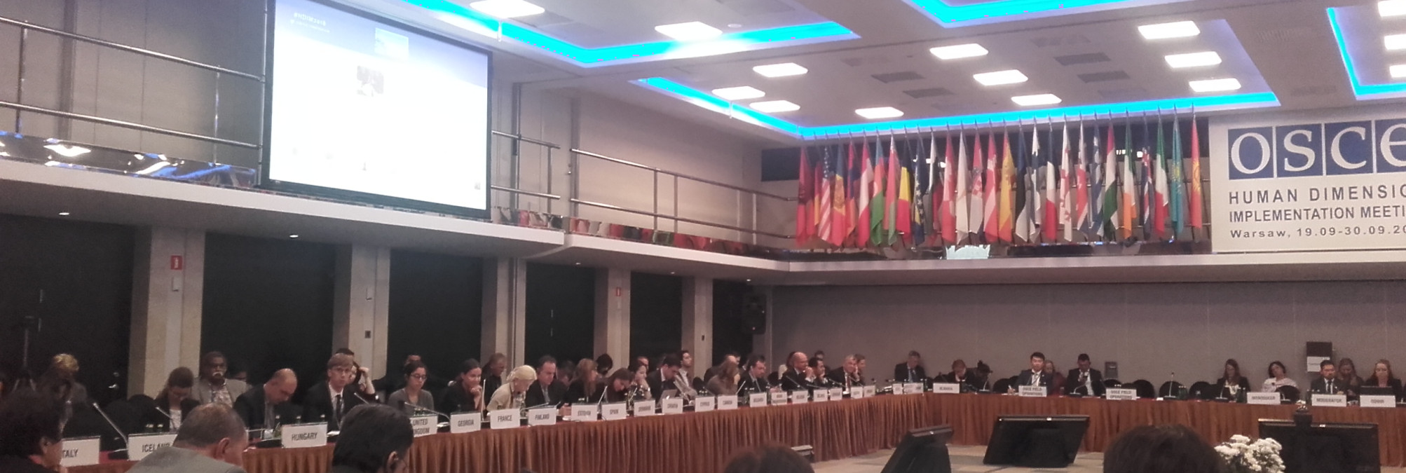 Represe a výhrůžky během konference OBSE