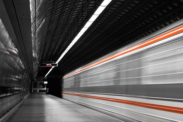 Utajená smlouva Dopravního podniku na vymáhání: pražský dopravce může přijít téměř o půl miliardy ročně