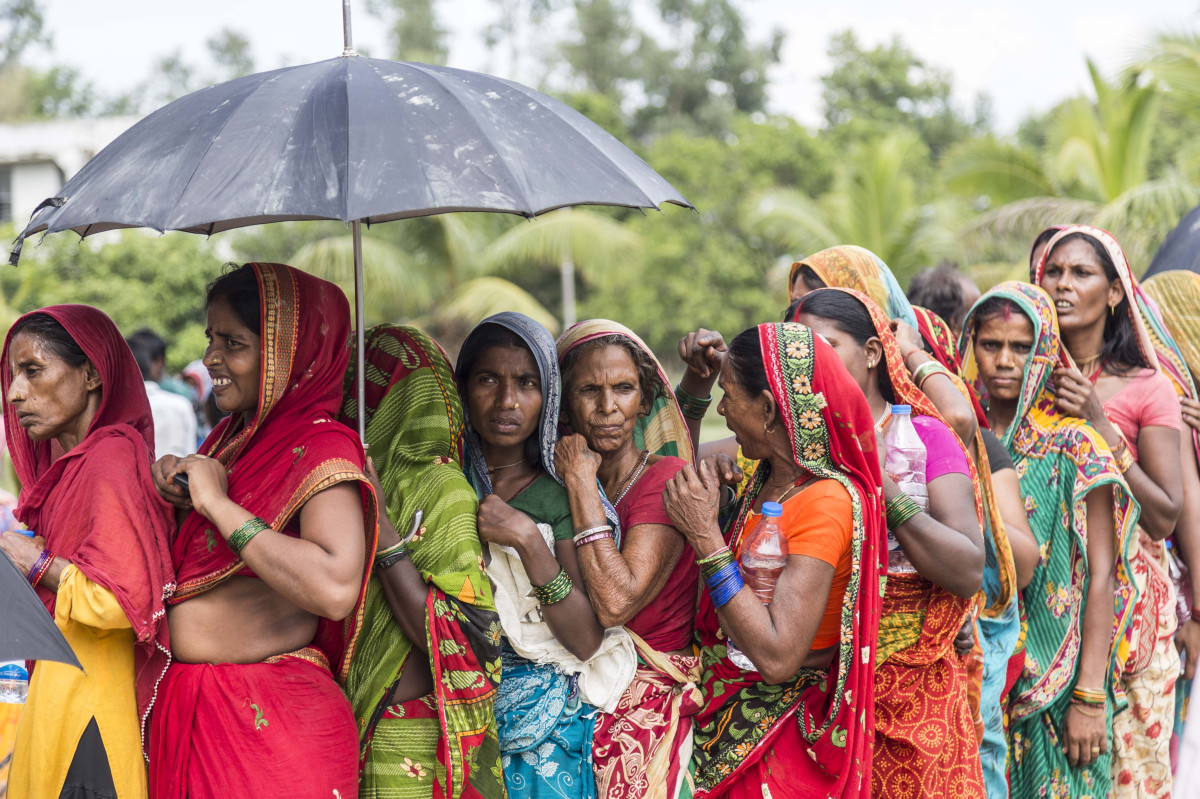Záplavy v Nepálu postihly přes 336 000 lidí. Člověk v tísni uvolnil na pomoc obětem živelní katastrofy půl milionu korun
