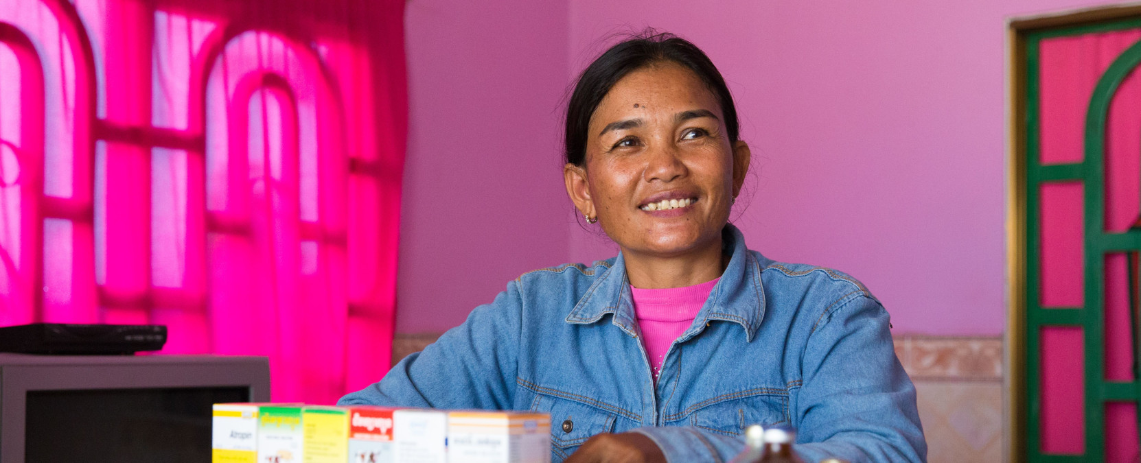 „Jako svobodná matka dnes dokážu vést obchod i vychovávat děti,“ říká Ouch z Kambodži