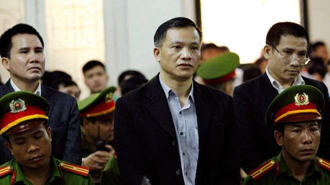 Vietnam uložil tvrdé tresty šesti nezávislým aktivistům