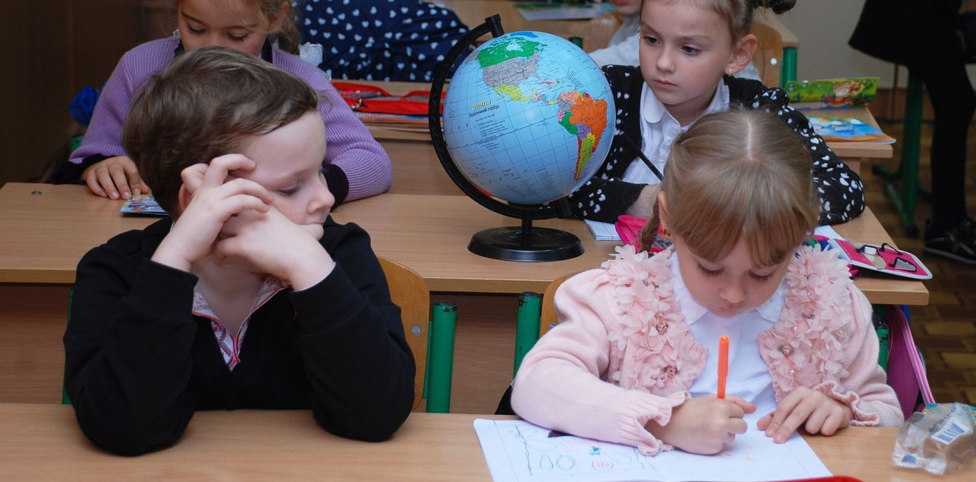Chudé děti nejsou odkláněny na individuální studium