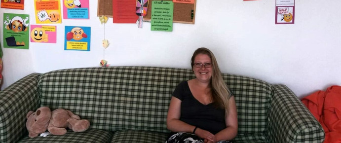 Suplujeme trochu rodinu, školu i celou společnost