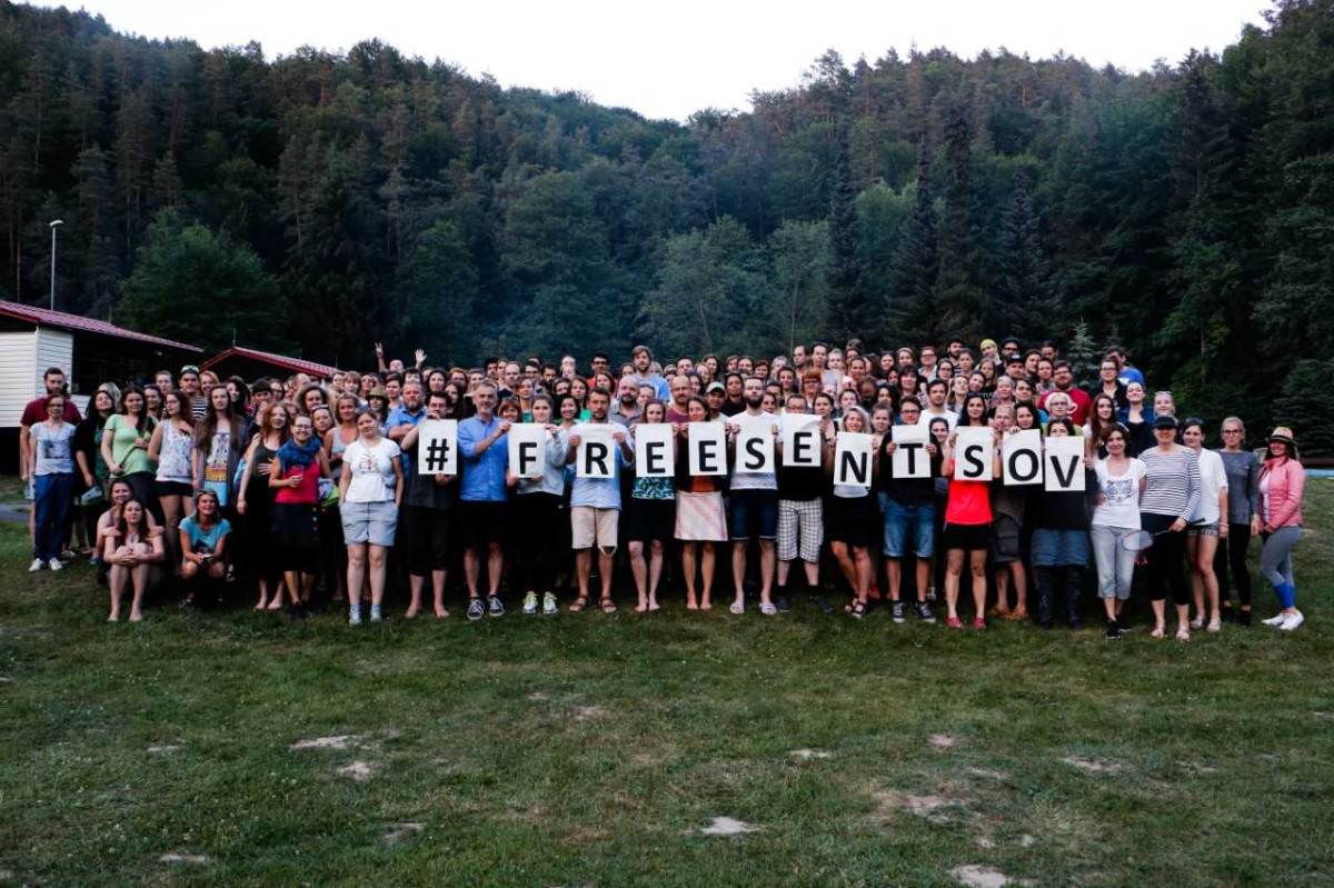 Propusťte Oleha Sencova!