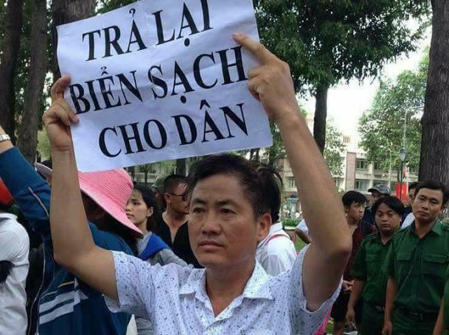 Pět aktivistů odsouzených v nespravedlivém soudním procesu musí být propuštěno